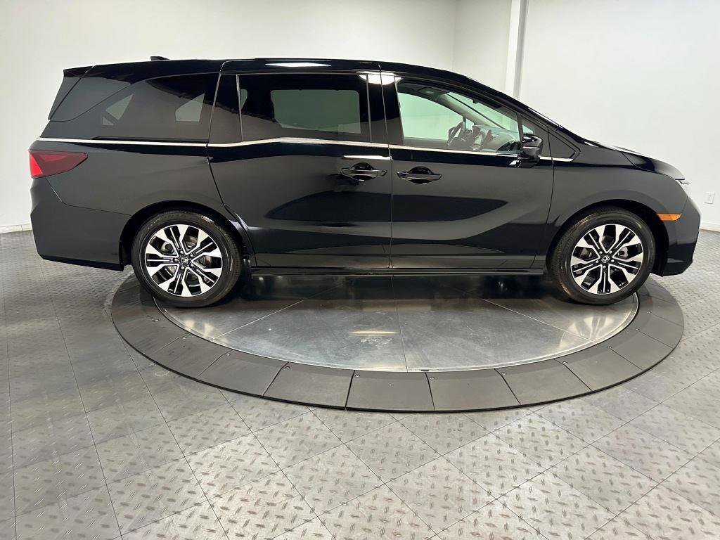 New 2026 Honda Odyssey Elite image 9