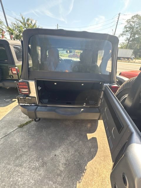 Used 2017 Jeep Wrangler Sport w/ Quick Order Package 24S AWD/4WD image 14