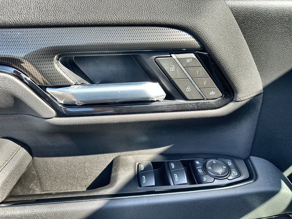 New 2026 GMC Sierra 3500 AT4 w/ AT4 Premium Plus Package image 22