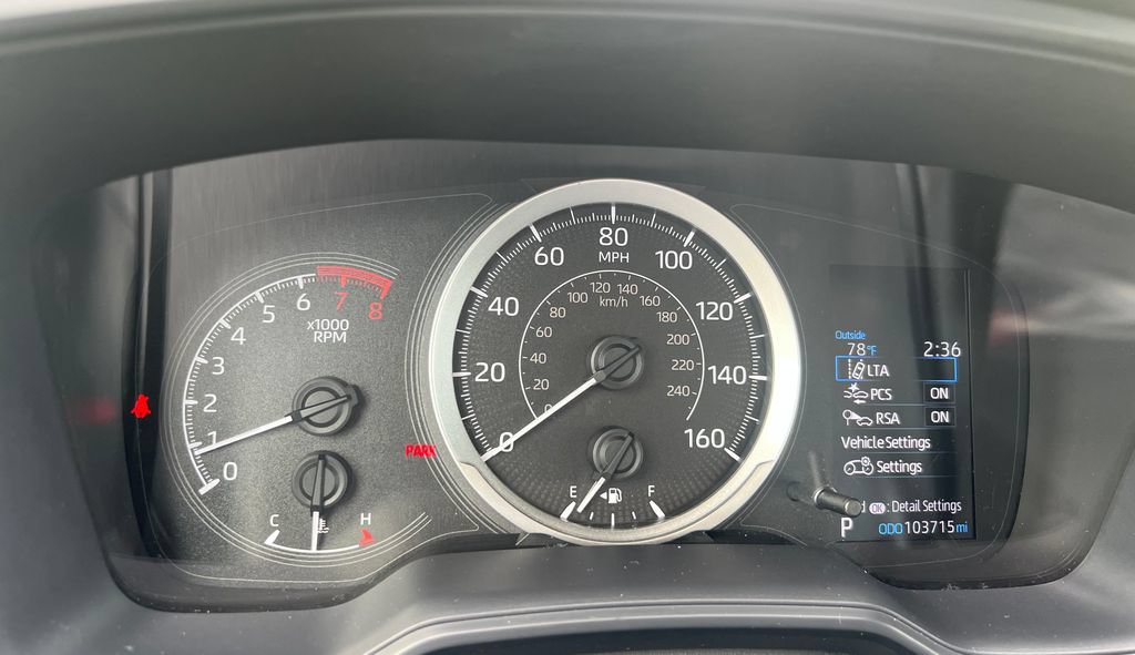 Used 2022 Toyota Corolla LE FWD image 20