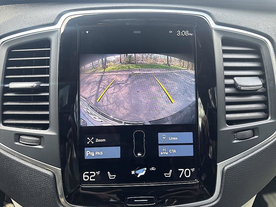 Used 2021 Volvo XC90 T6 Momentum w/ Climate Package image 15