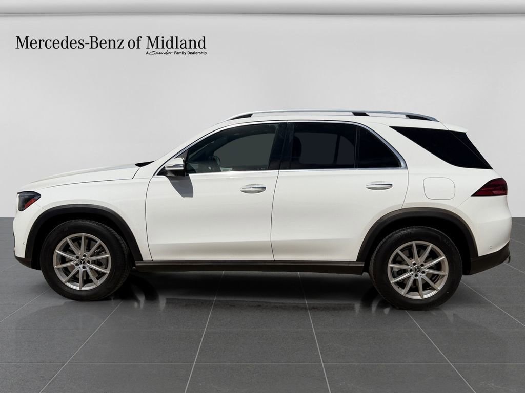 Used 2024 Mercedes-Benz GLE 450e 4MATIC image 4