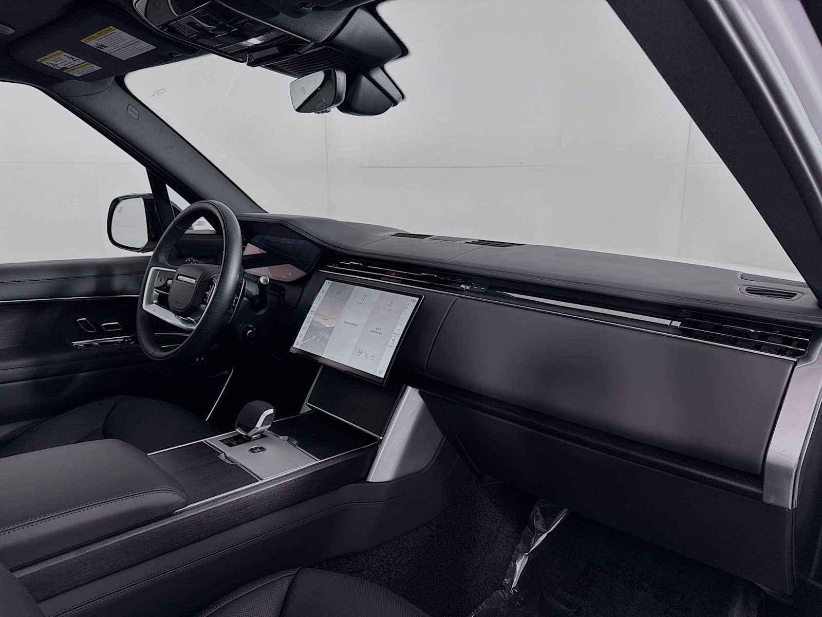 New 2026 Land Rover Range Rover SE AWD/4WD image 31