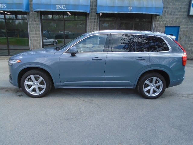 Used 2023 Volvo XC90 B5 Core AWD/4WD image 8