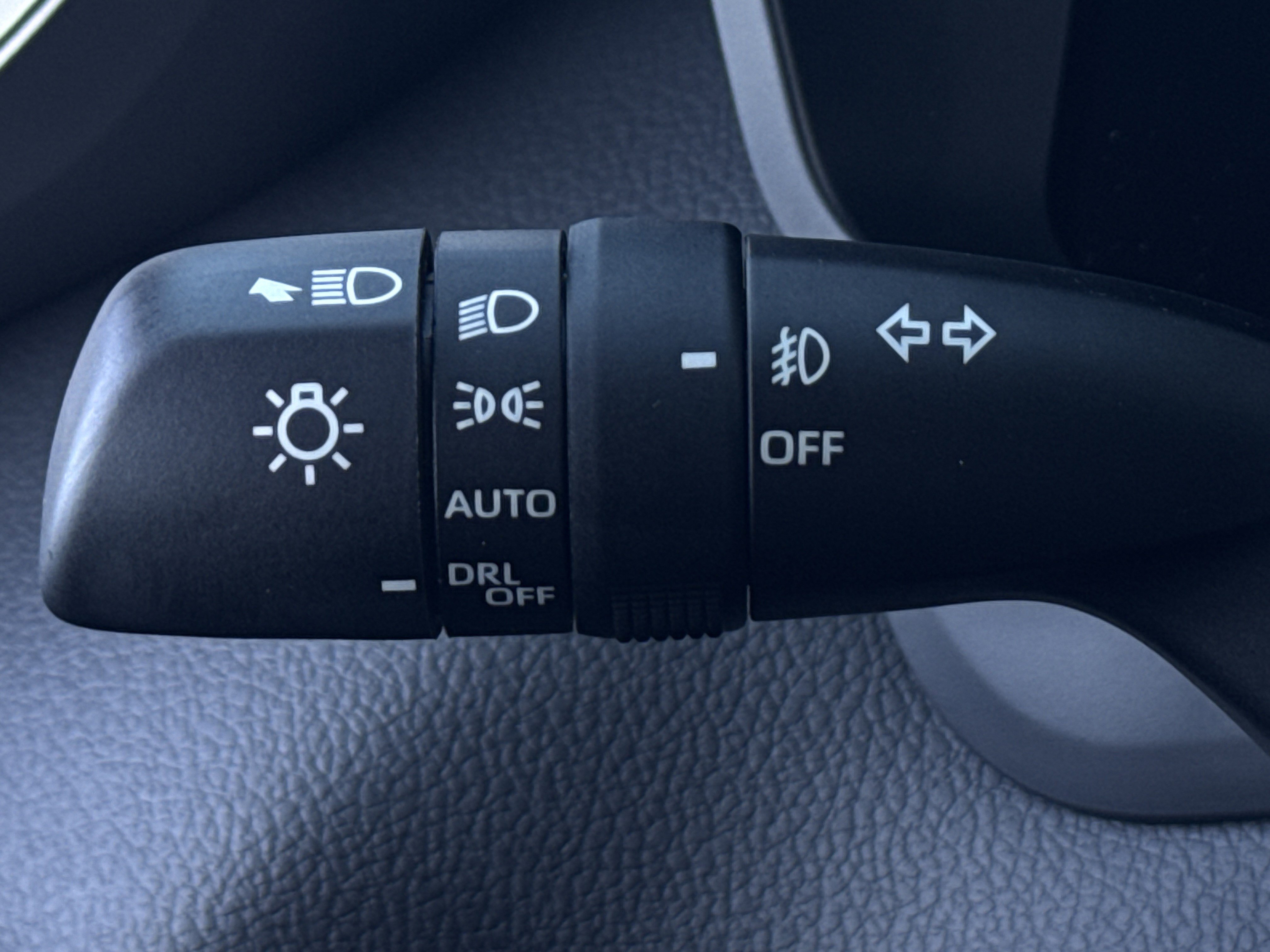 New 2026 Toyota Tundra Limited AWD/4WD image 19