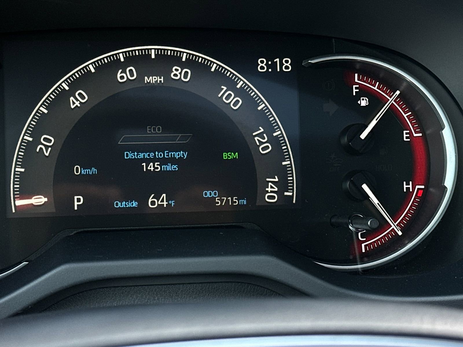 Used 2025 Toyota RAV4 XLE Premium FWD image 29