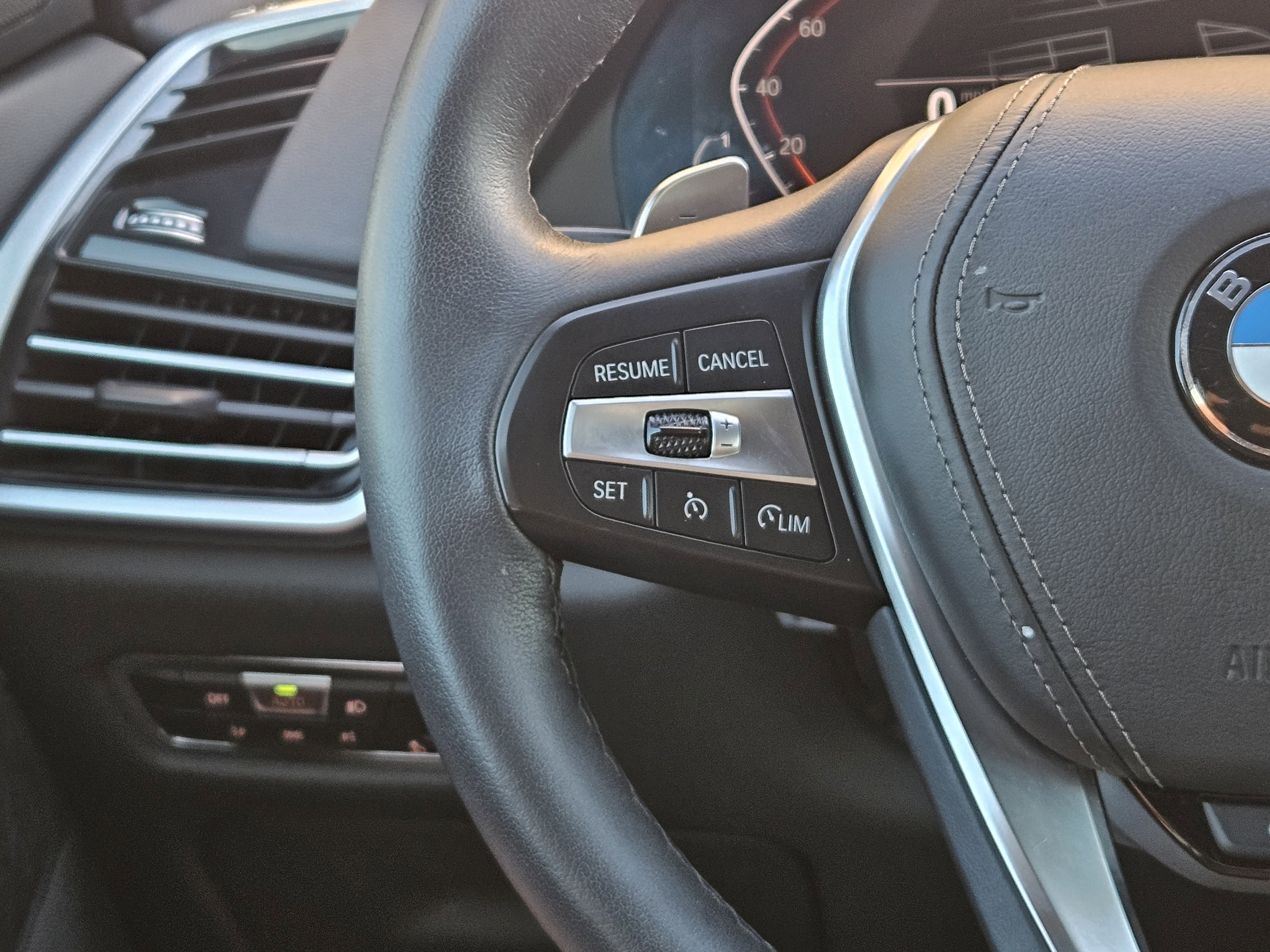 Used 2022 BMW X5 xDrive40i w/ Premium Package image 29