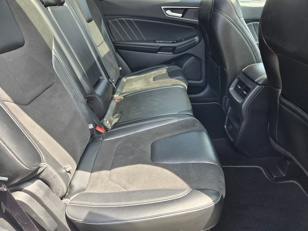 Used 2019 Ford Edge ST AWD/4WD image 11