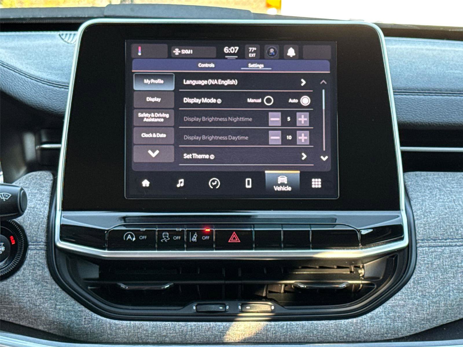 Used 2022 Jeep Compass Latitude image 23