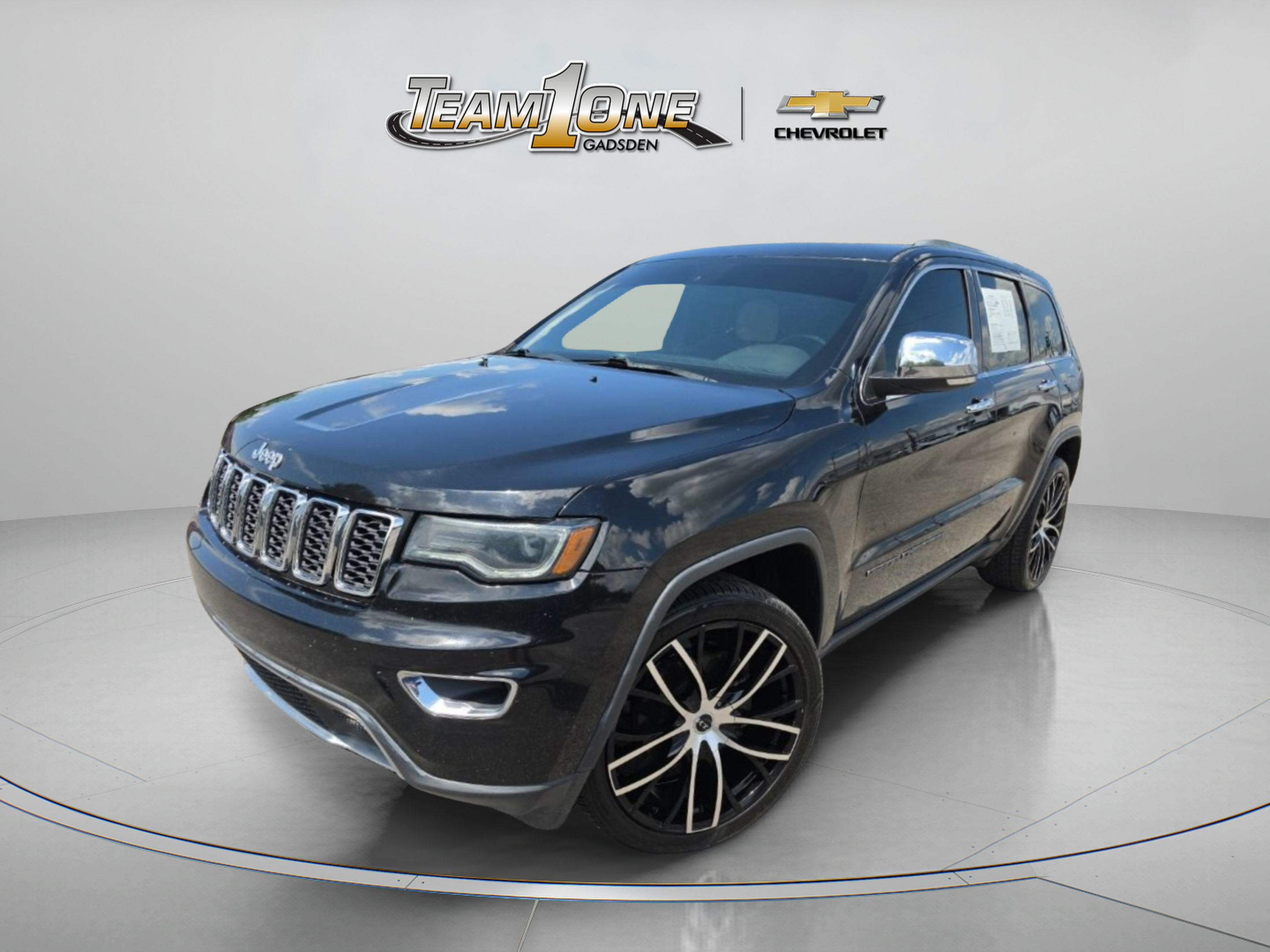 Used 2019 Jeep Grand Cherokee Limited w/ Luxury Group II RWD image 4