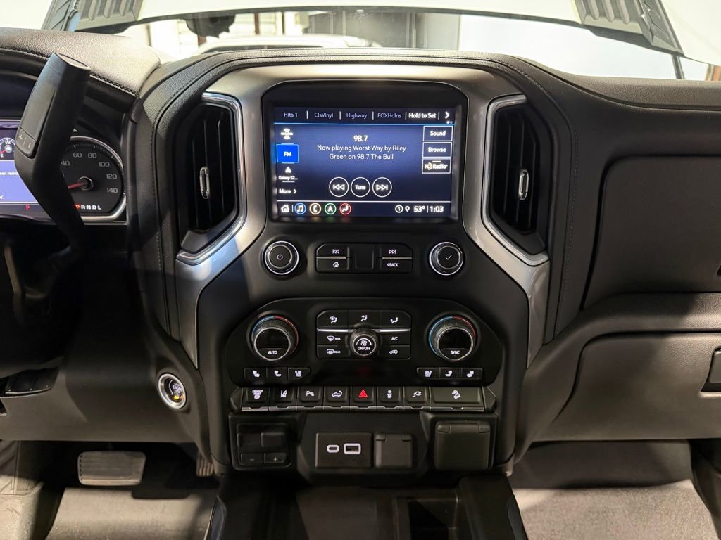 Used 2021 Chevrolet Silverado 2500 LTZ w/ LTZ Premium Package image 17