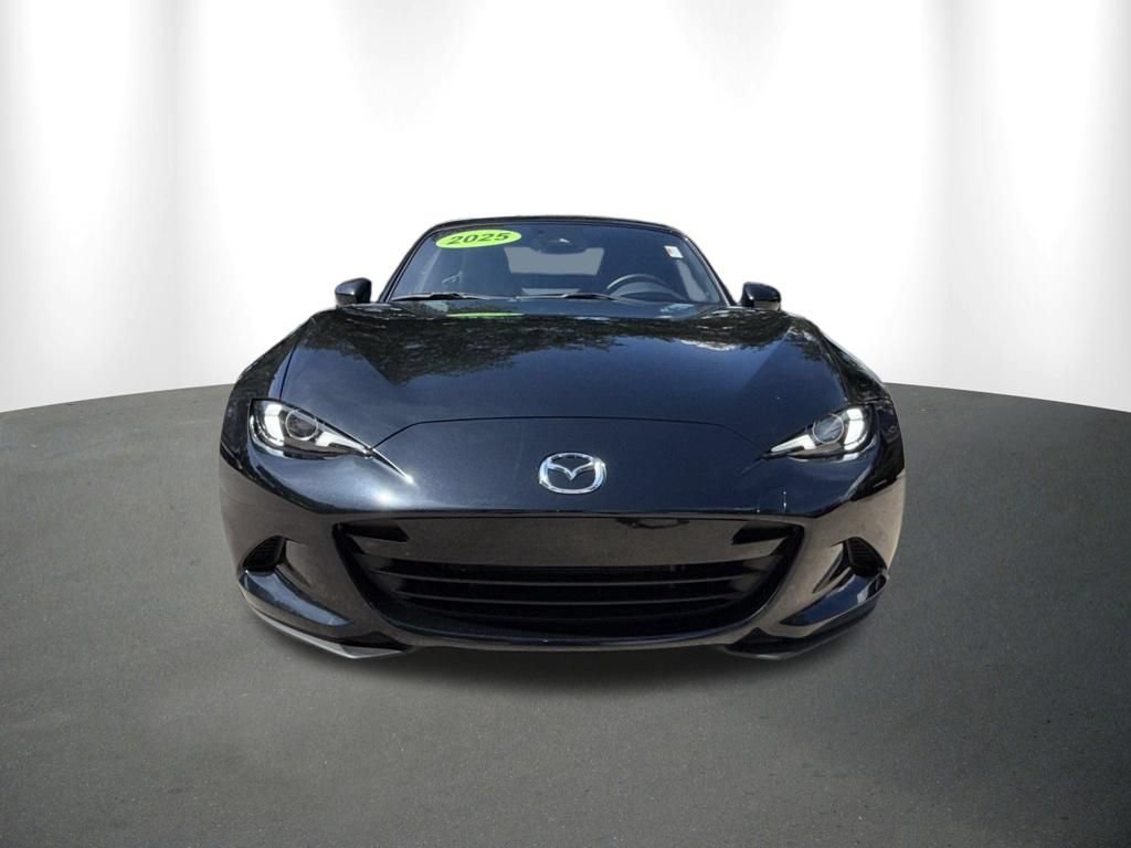 Used 2025 MAZDA MX-5 Miata RF Grand Touring RWD image 13