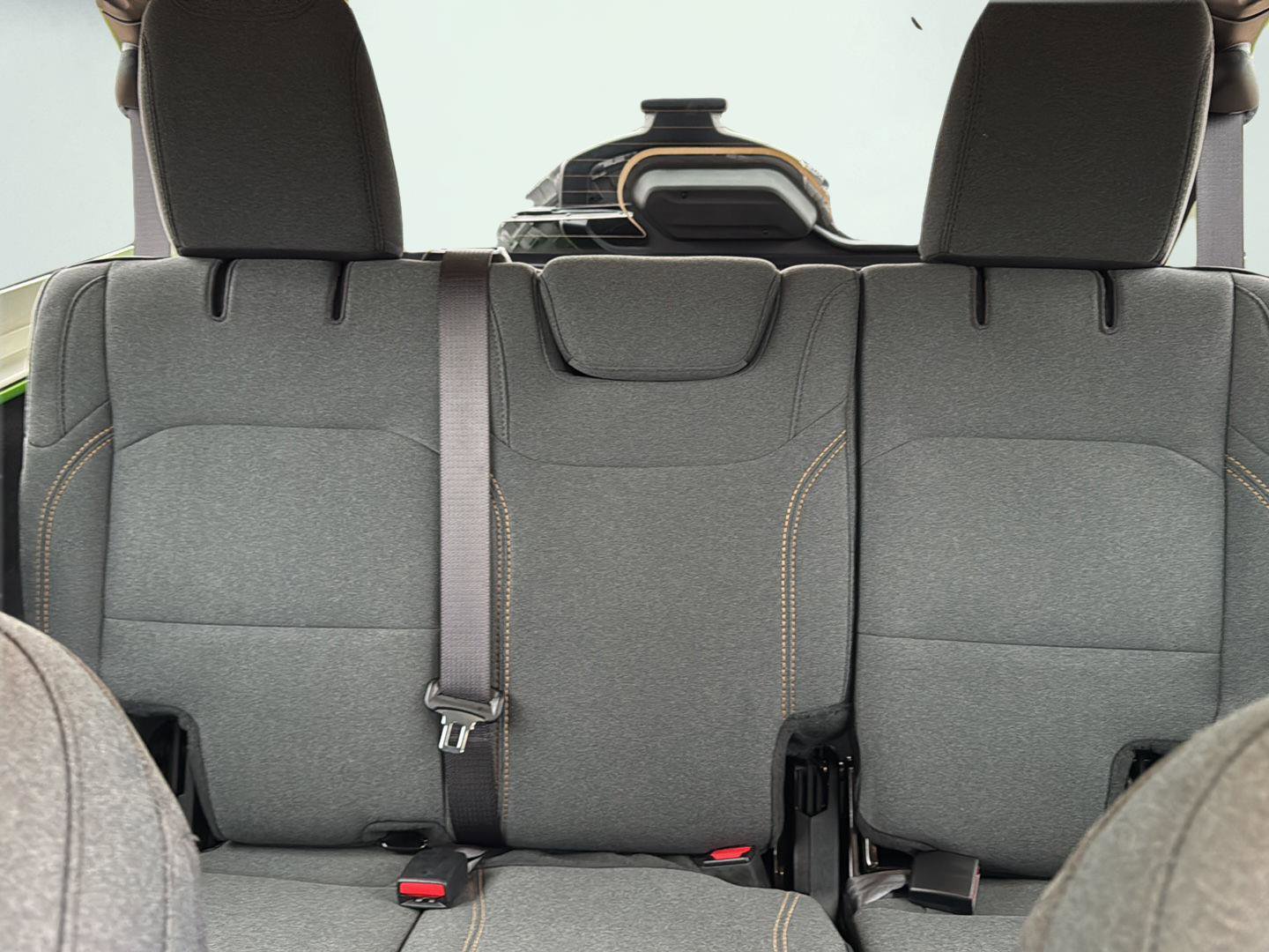 Used 2025 Jeep Wrangler Willys image 19