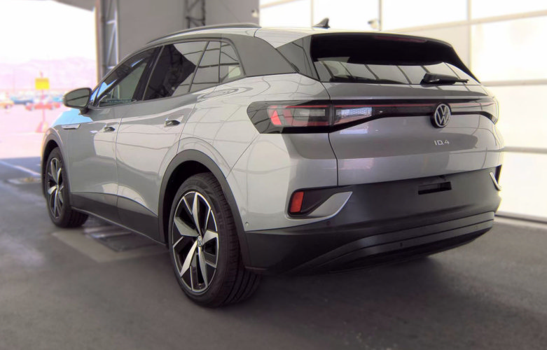 Used 2023 Volkswagen ID.4 Pro S RWD image 3
