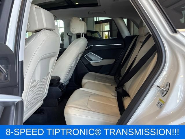 Used 2020 Audi Q3 2.0T Premium Plus w/ Premium Plus Package AWD/4WD image 16