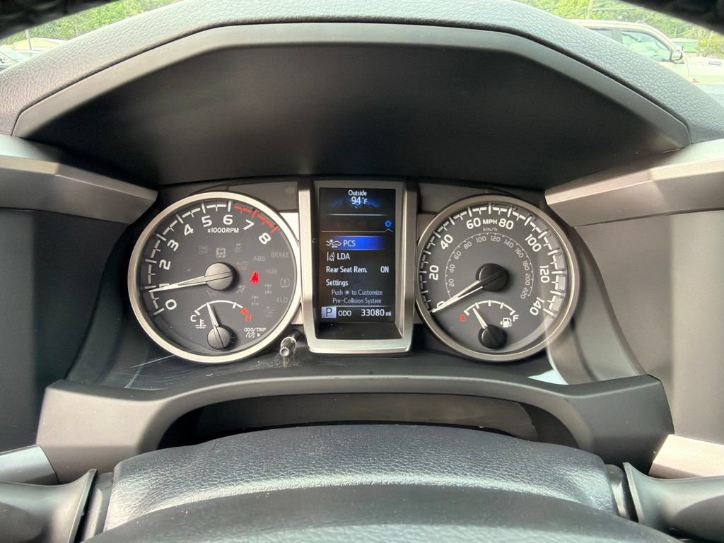 Used 2023 Toyota Tacoma Limited AWD/4WD image 9