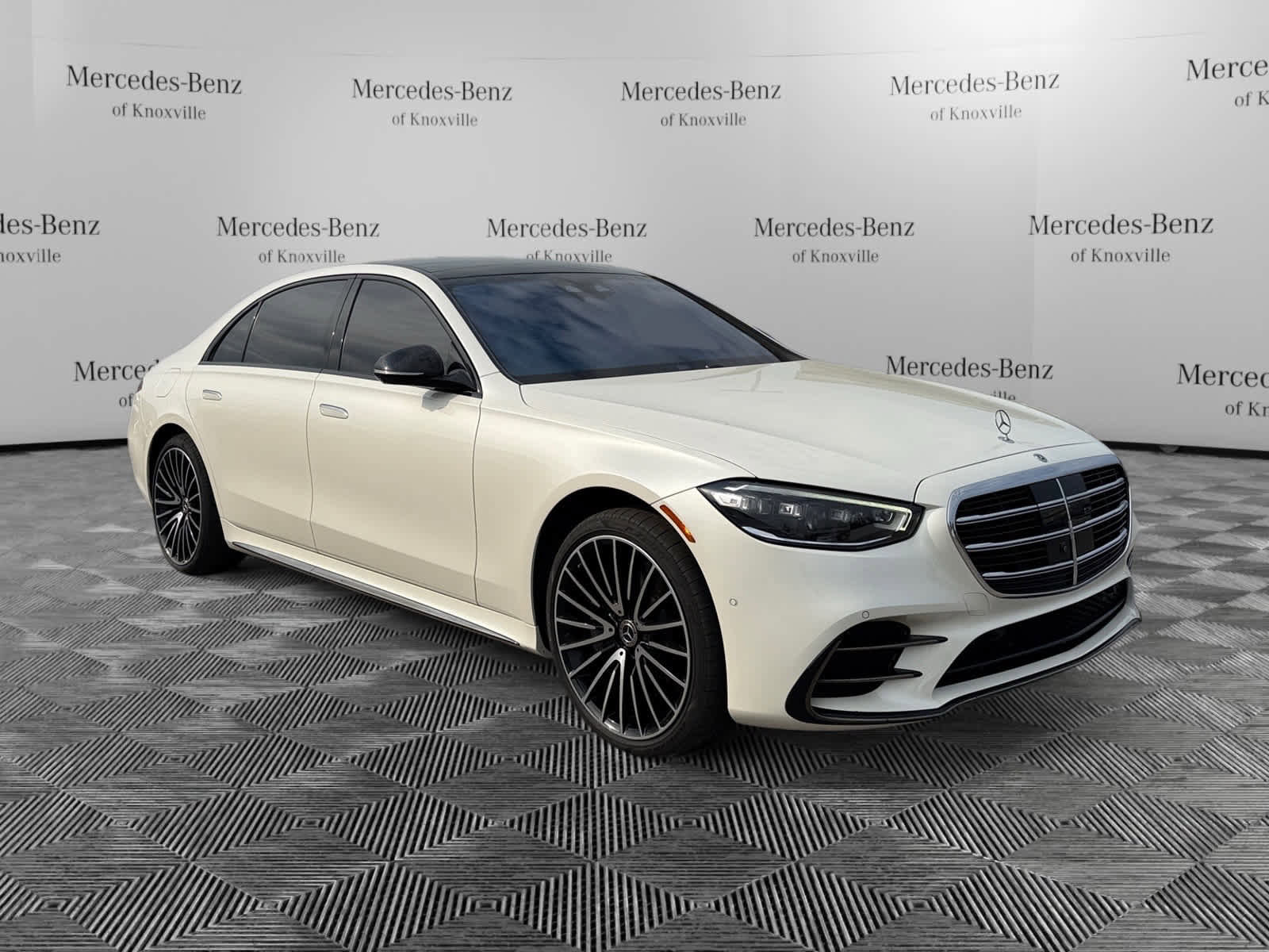 Certified 2023 Mercedes-Benz S 500 4MATIC image 7