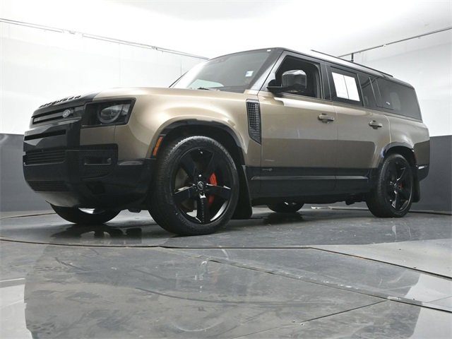 Used 2024 Land Rover Defender 130 X image 35