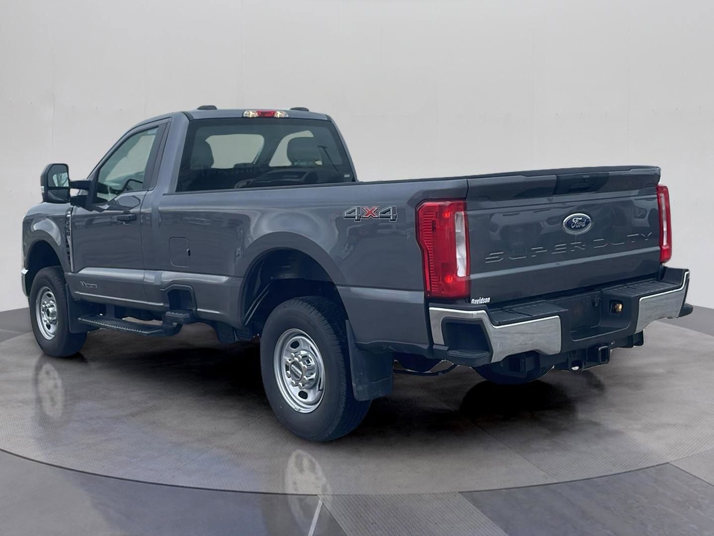 Used 2025 Ford F250 XL w/ XL Chrome Package image 3