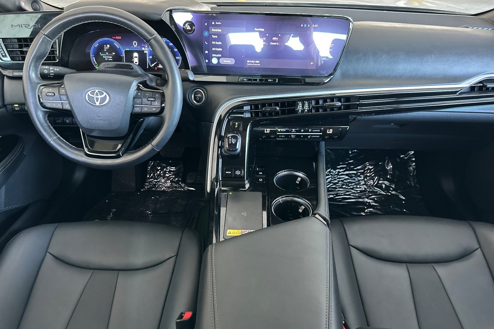 Used 2025 Toyota Mirai XLE RWD image 12
