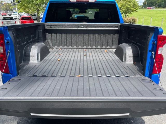 New 2025 Chevrolet Silverado 1500 Custom w/ LPO, Dark Essentials Package AWD/4WD image 21