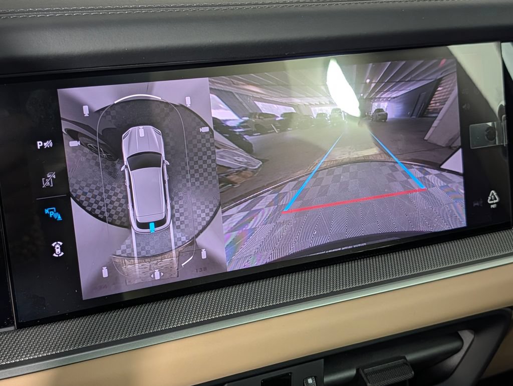 New 2026 Porsche Cayenne AWD/4WD image 31