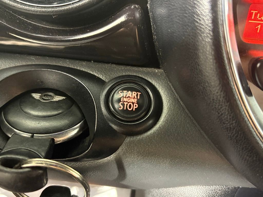 Used 2013 MINI Cooper S image 21