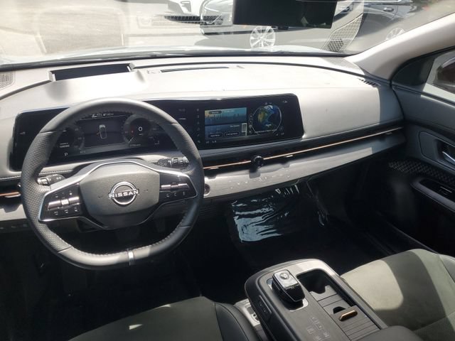 Used 2024 Nissan Ariya AWD image 10