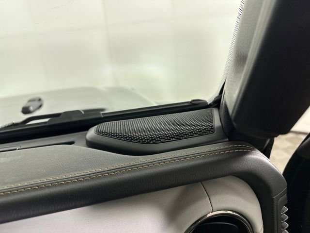 Used 2022 Jeep Wrangler Unlimited Sahara image 29