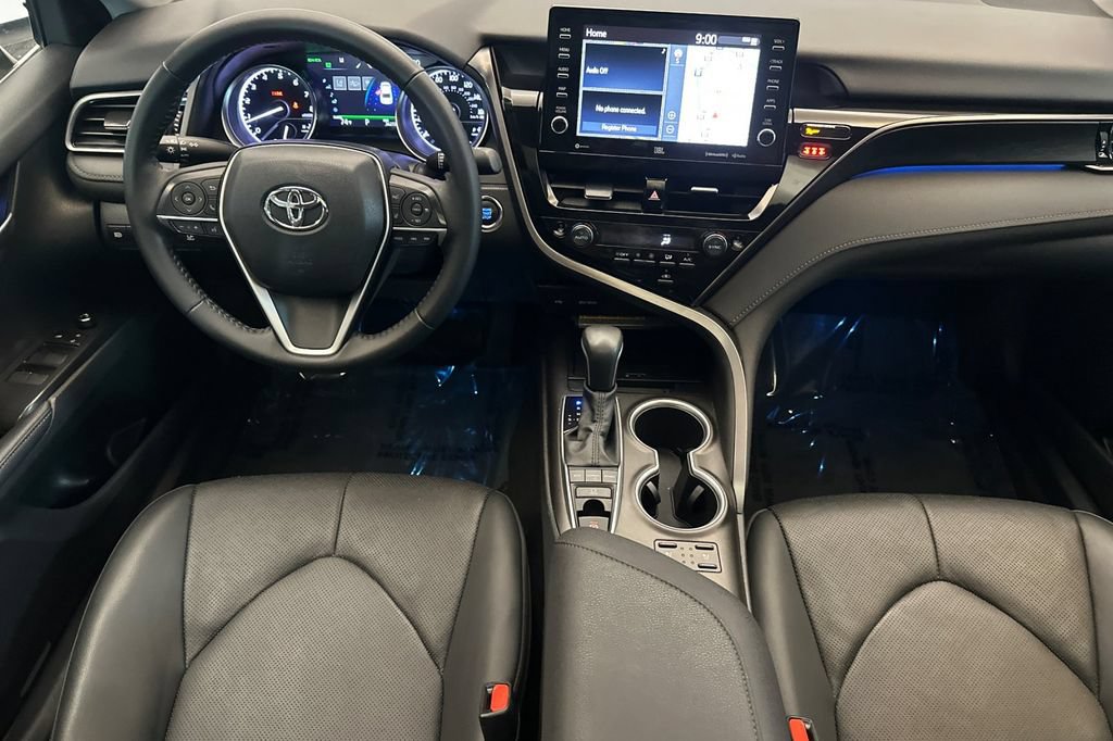 Used 2021 Toyota Camry XLE w/ Navigation Package FWD image 13