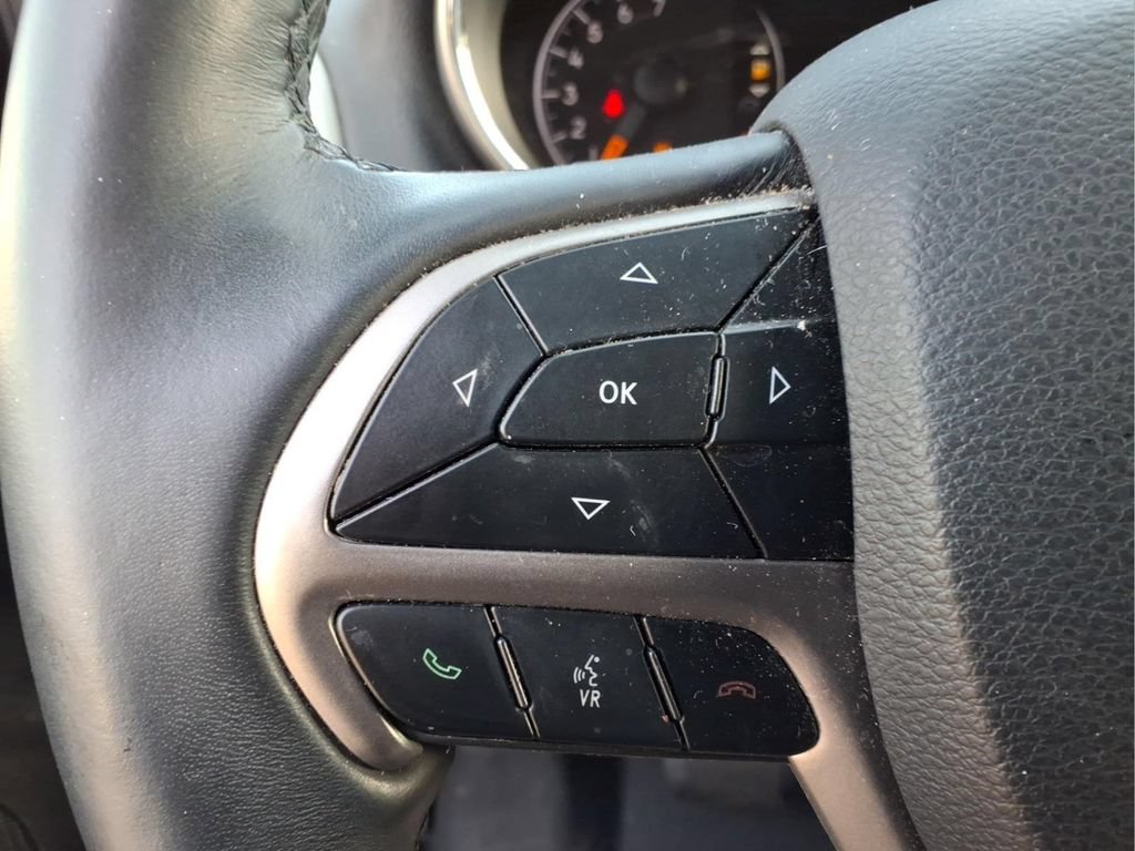 Used 2019 Jeep Grand Cherokee Limited w/ Trailer Tow Group IV AWD/4WD image 19
