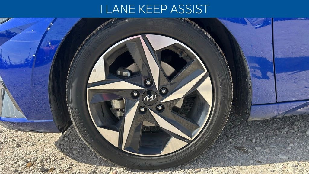 Used 2023 Hyundai Elantra Limited image 15