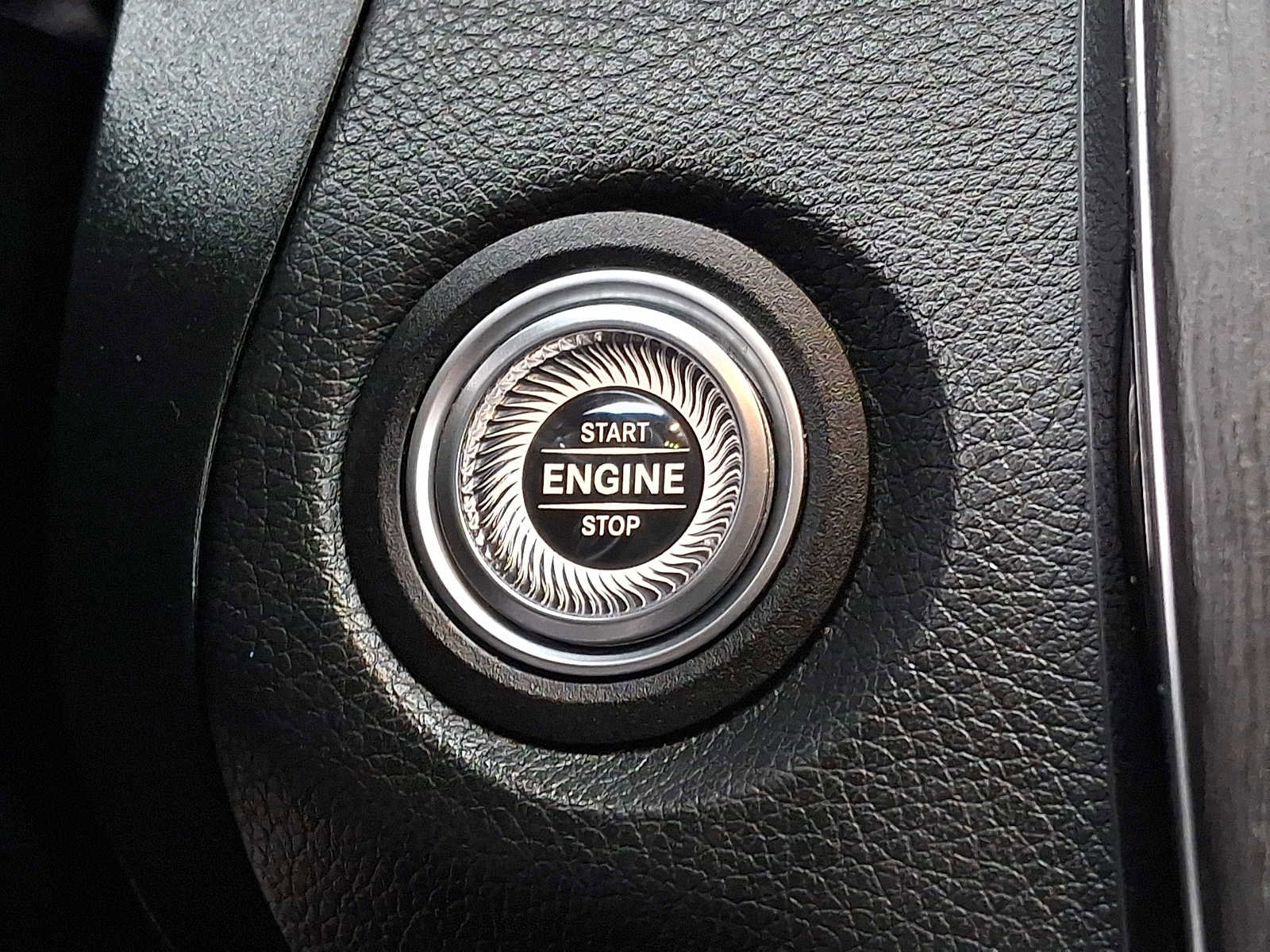 Certified 2021 Mercedes-Benz GLC 300 4MATIC image 19