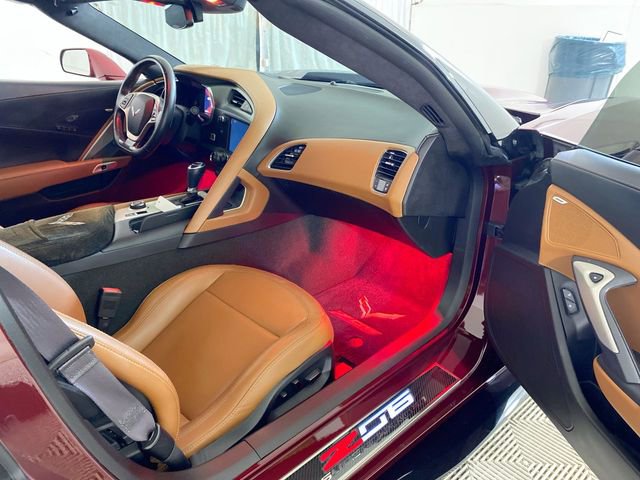 Used 2016 Chevrolet Corvette Z06 w/ 3LZ Preferred Equipment Group image 26