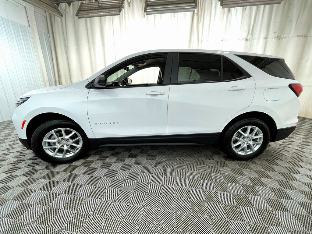 Certified 2024 Chevrolet Equinox LS w/ LS Convenience Package image 14