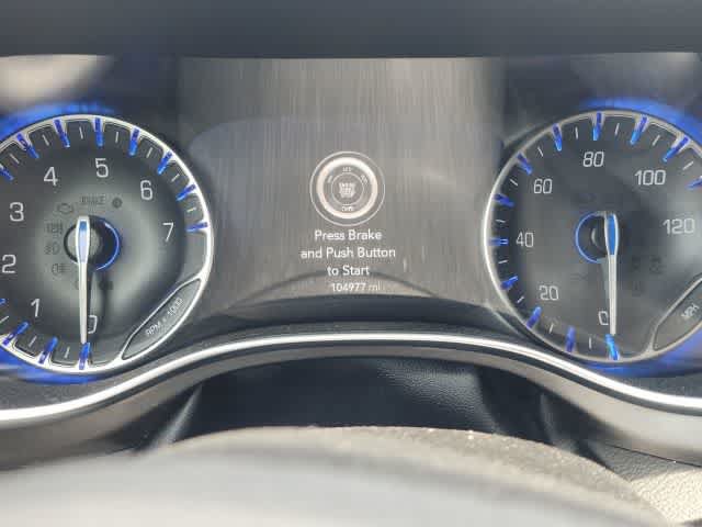Certified 2019 Chrysler Pacifica Limited w/ Advanced Safetytec Group FWD image 26