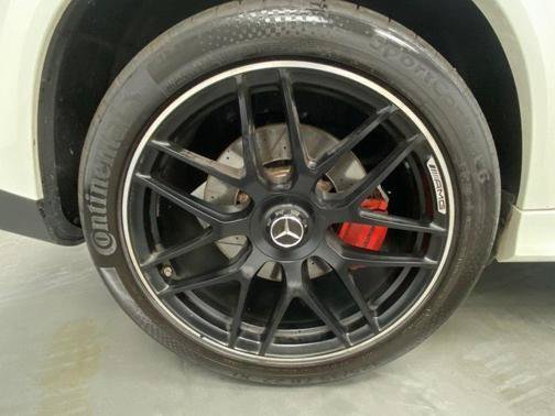 Used 2023 Mercedes-Benz GLE 53 AMG 4MATIC Coupe image 18