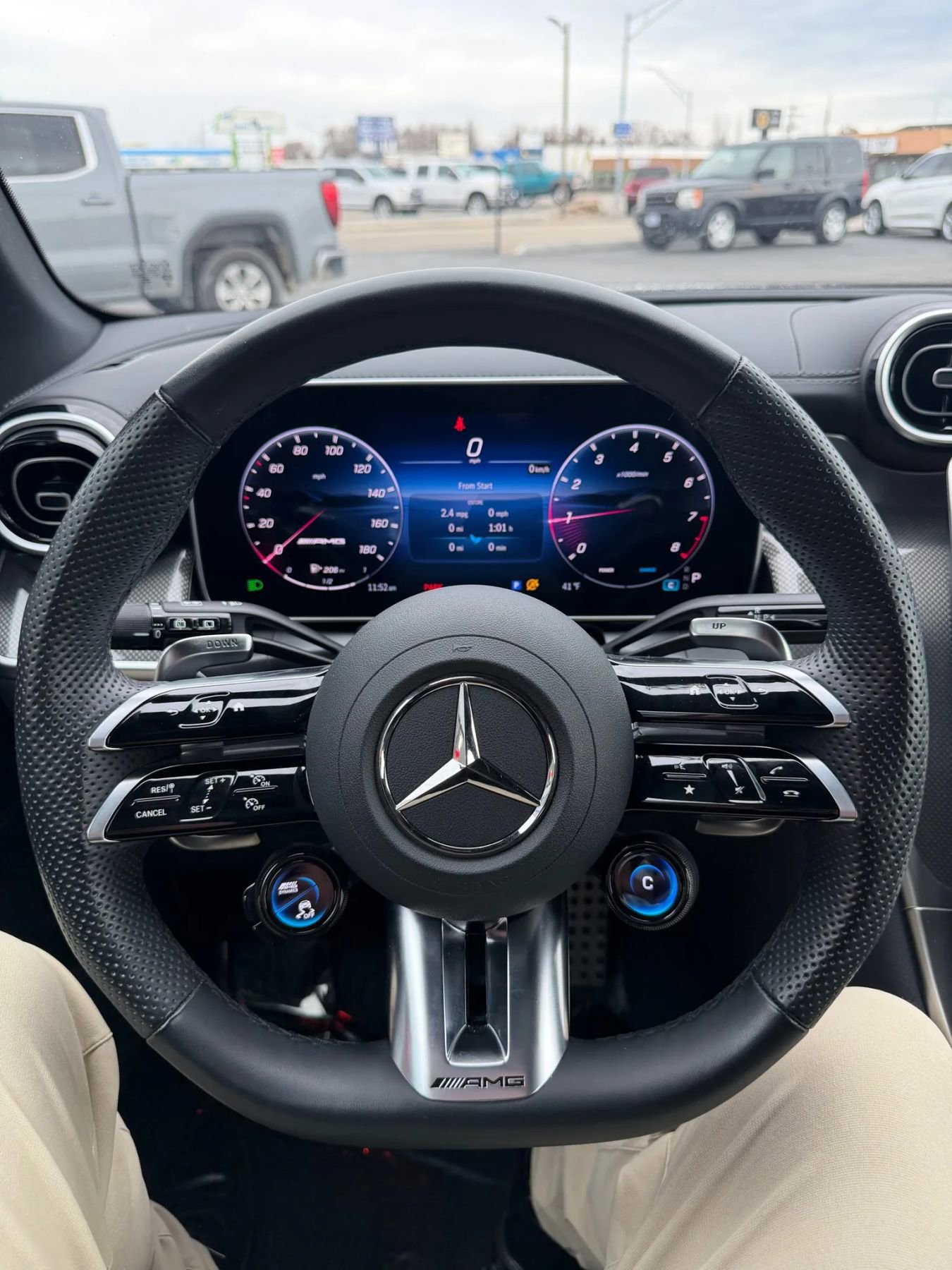 Used 2025 Mercedes-Benz GLC 43 AMG 4MATIC image 17