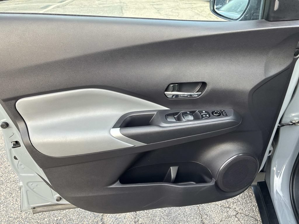 Certified 2024 Nissan Kicks SR w/ SR Premium Package FWD image 21