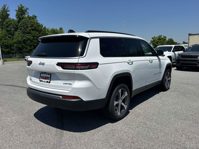New 2026 Jeep Grand Cherokee L Limited w/ Luxury Tech Group II AWD/4WD image 6