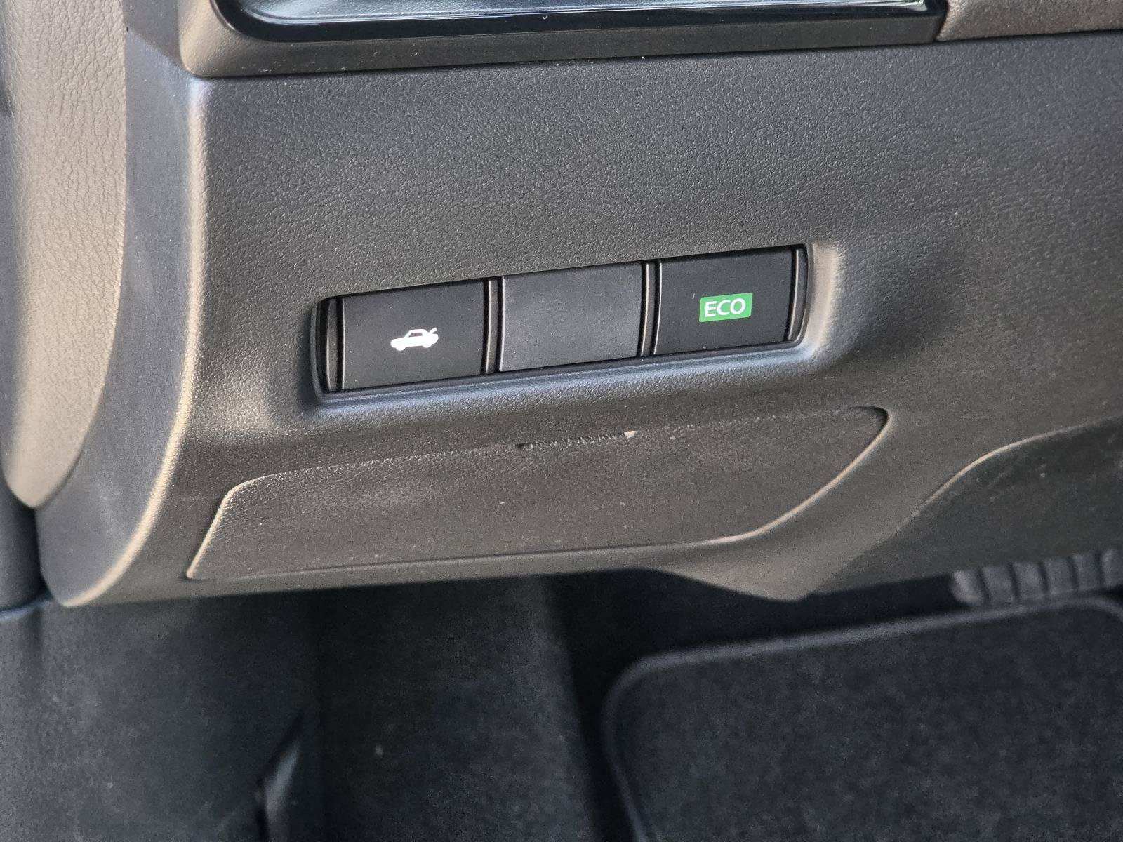 New 2027 Nissan Sentra S w/ Floor Mat Package FWD image 18