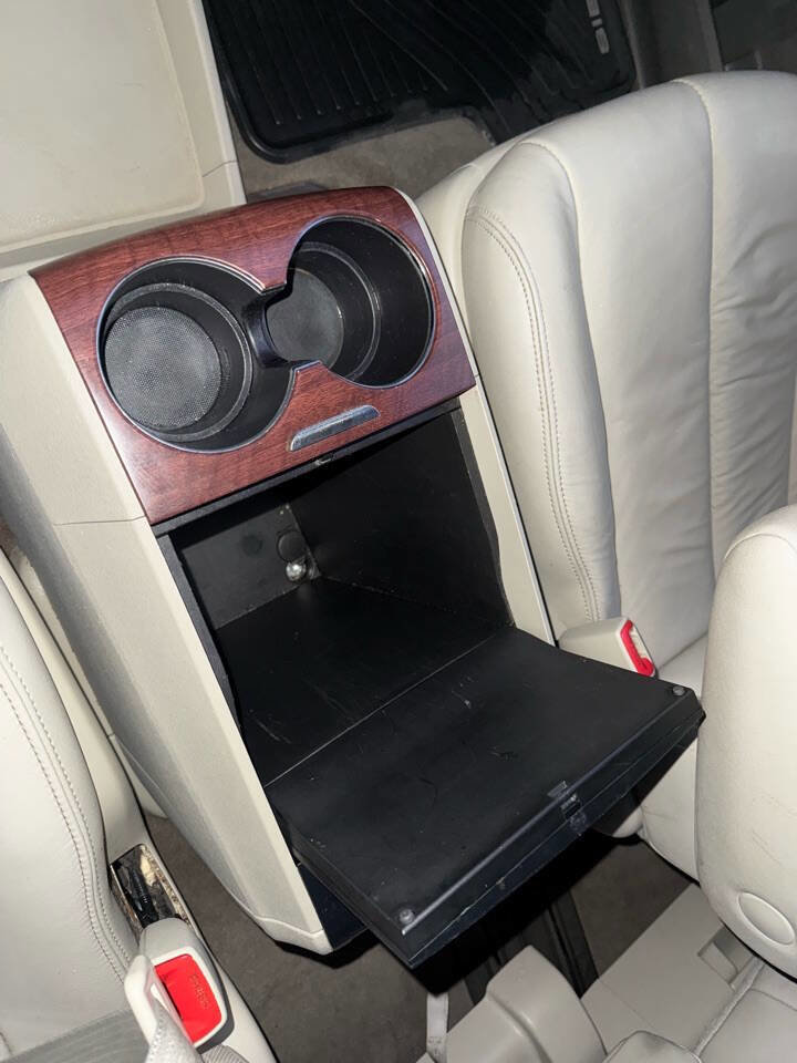 Used 2014 Toyota Sienna XLE FWD image 50