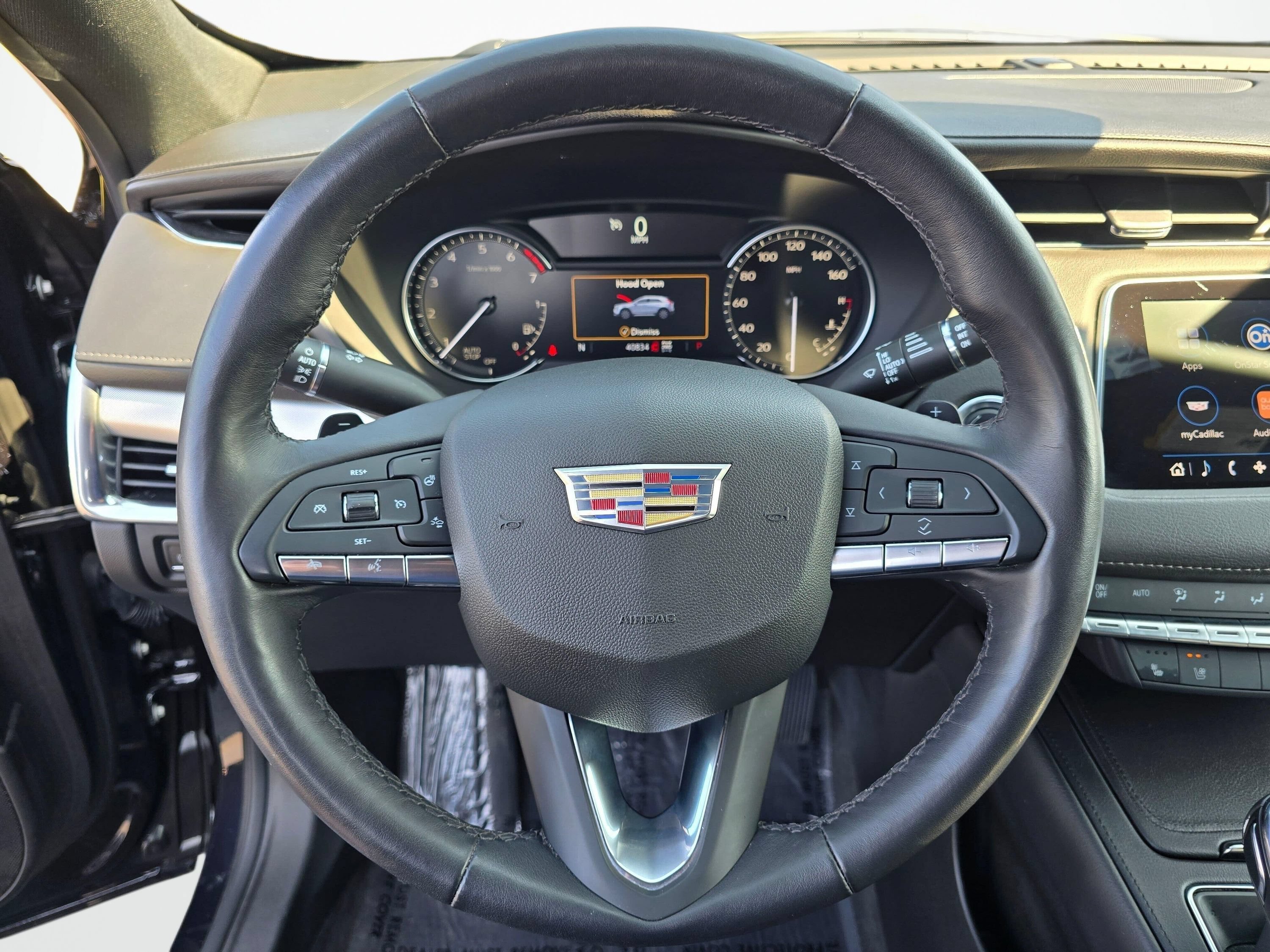 Used 2023 Cadillac XT4 Premium Luxury AWD/4WD image 13
