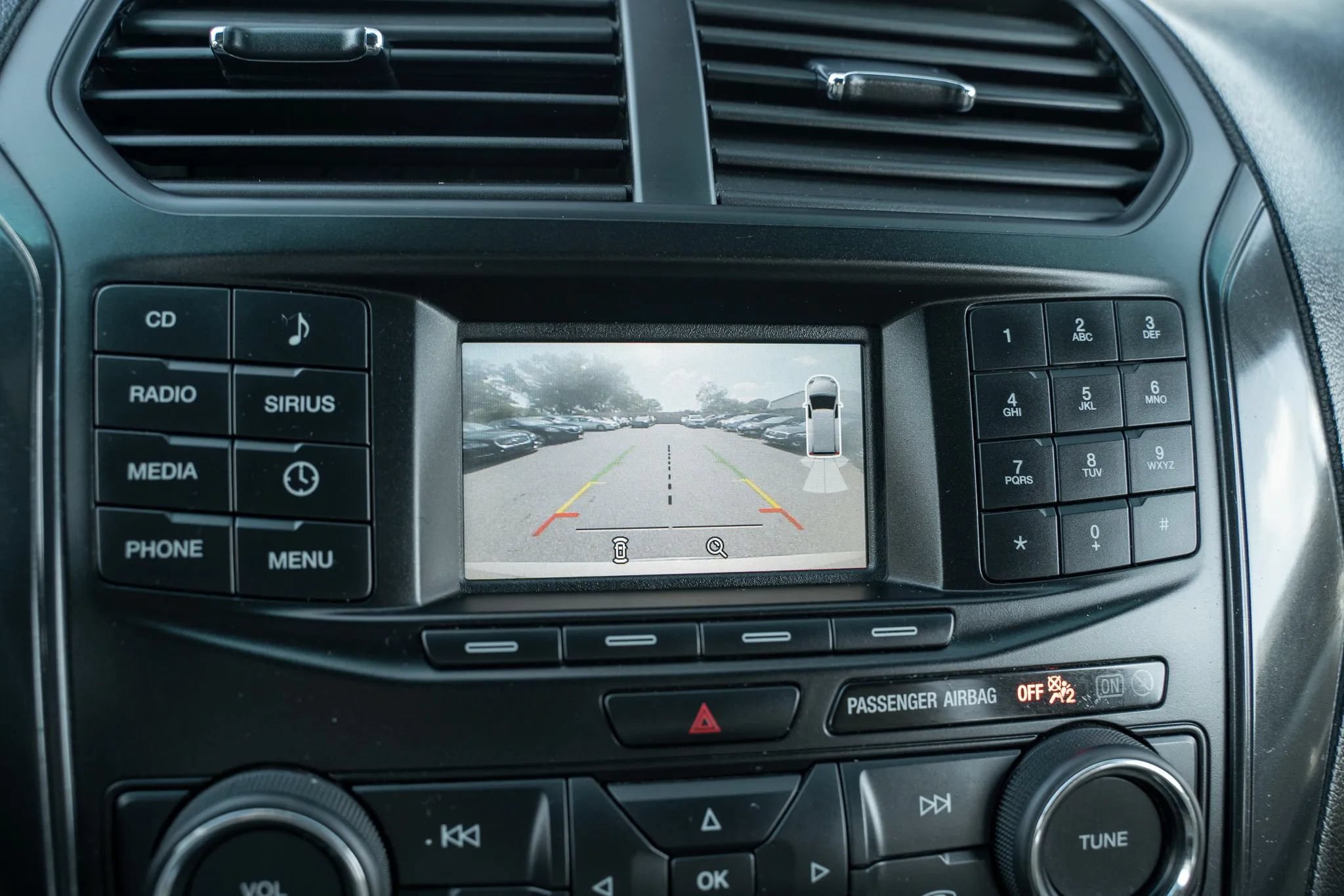 Used 2017 Ford Explorer XLT FWD image 20