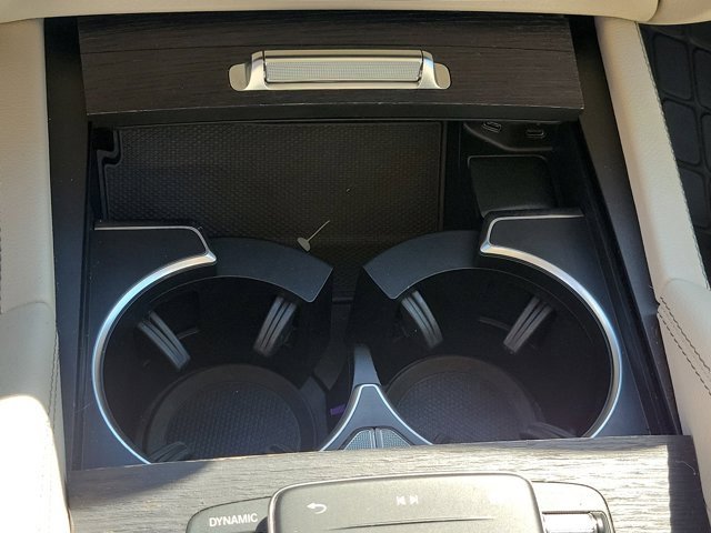 Used 2022 Mercedes-Benz GLS 450 4MATIC image 31