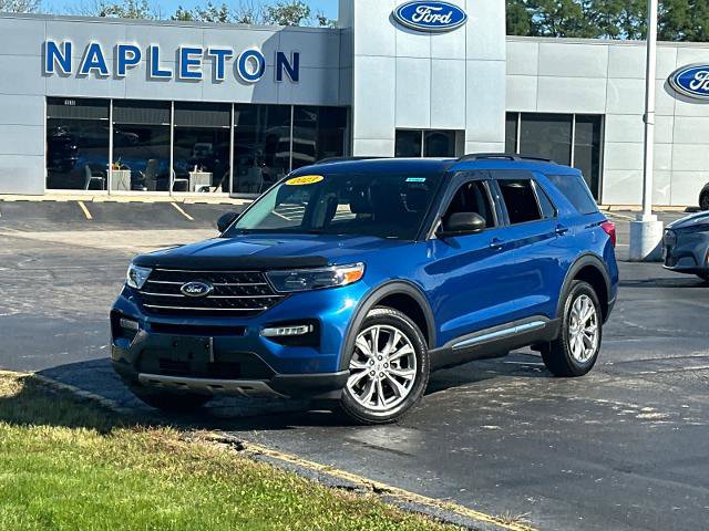 Certified 2023 Ford Explorer XLT w/ Equipment Group 202A AWD/4WD image 2