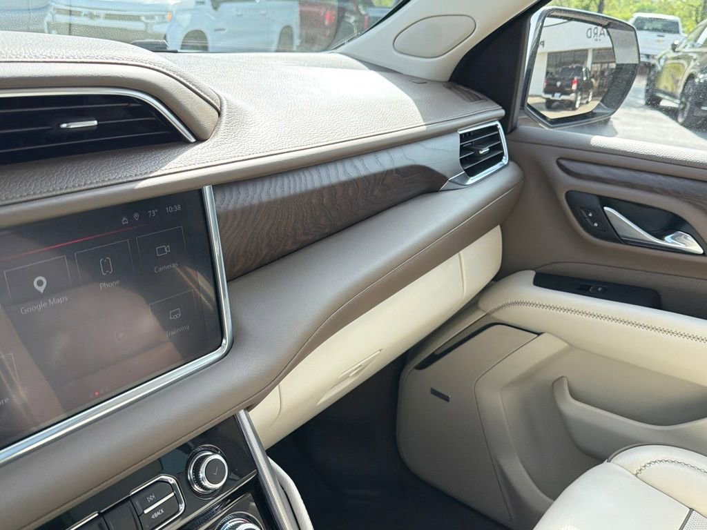 Used 2023 GMC Yukon XL Denali w/ Denali Reserve Package image 33