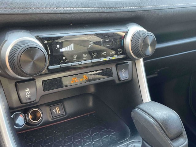 Certified 2025 Toyota RAV4 LE AWD/4WD image 30
