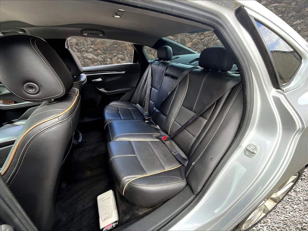 Used 2015 Chevrolet Impala LTZ image 24