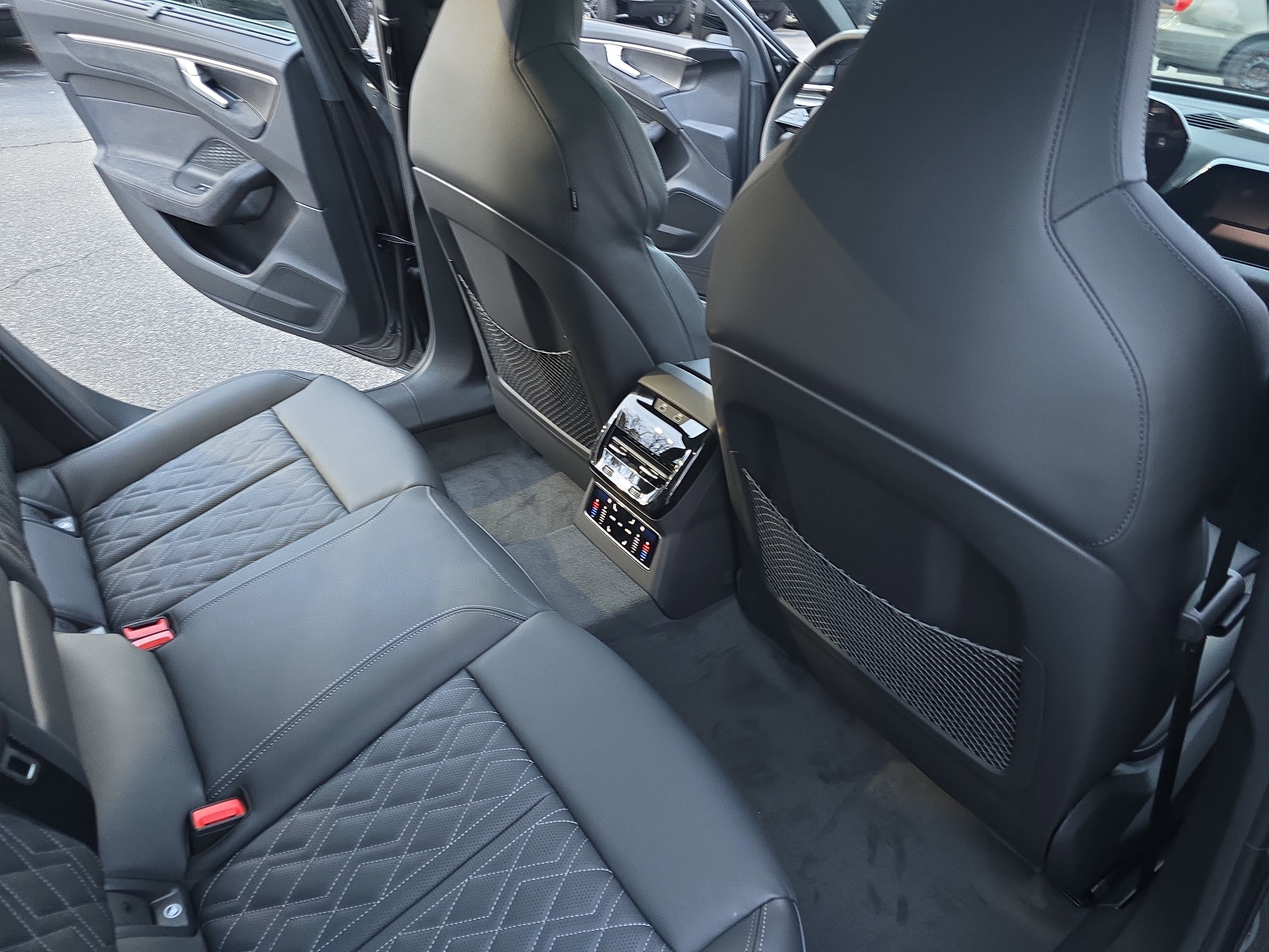 New 2026 Audi A6 Prestige image 11